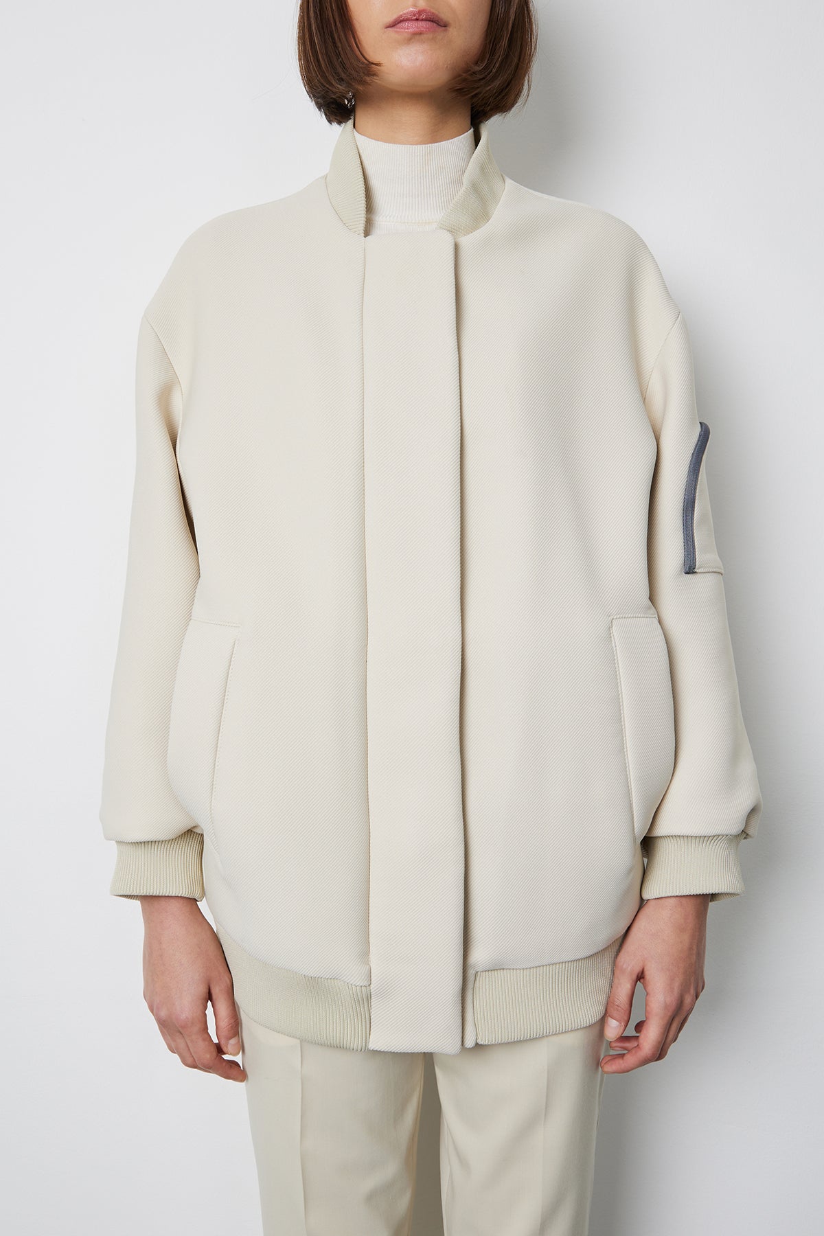 beige