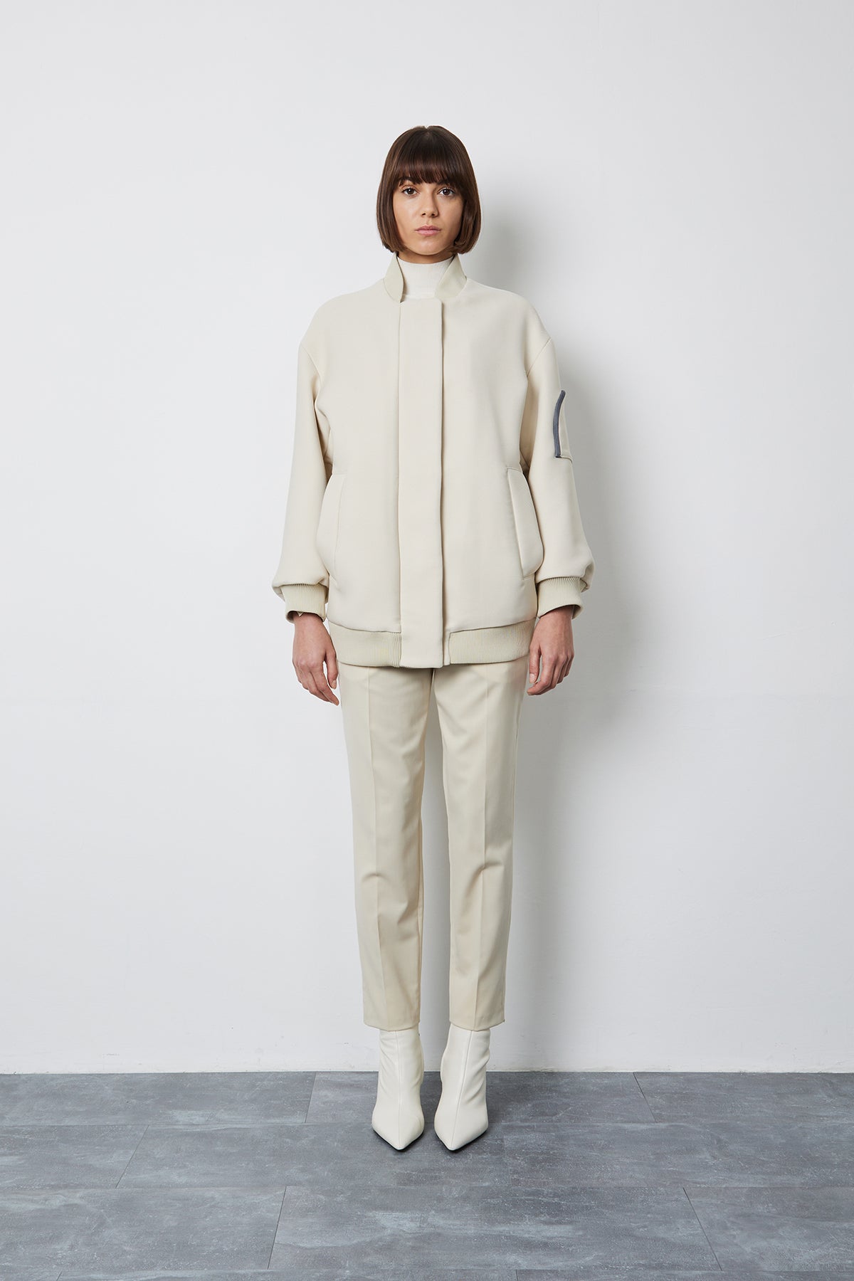 beige
