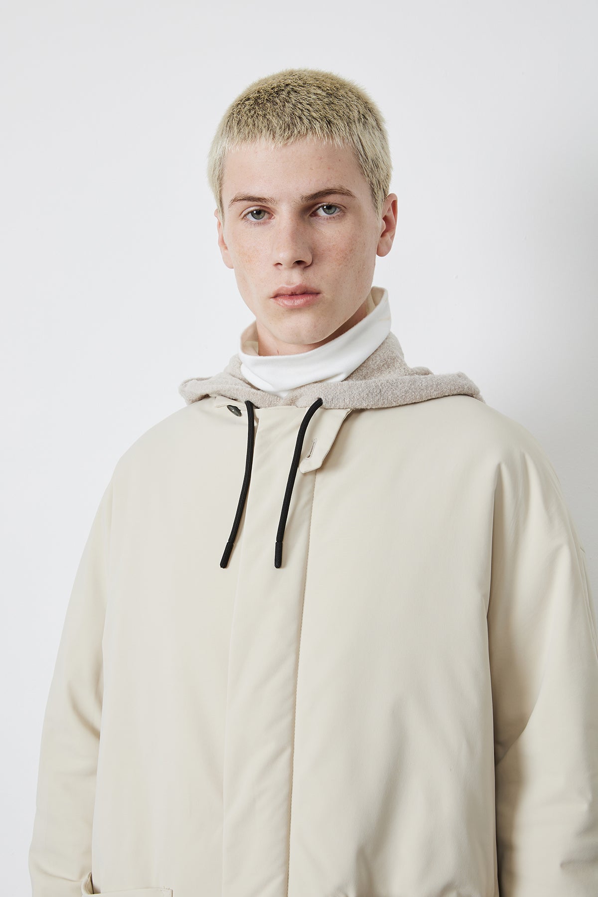 beige