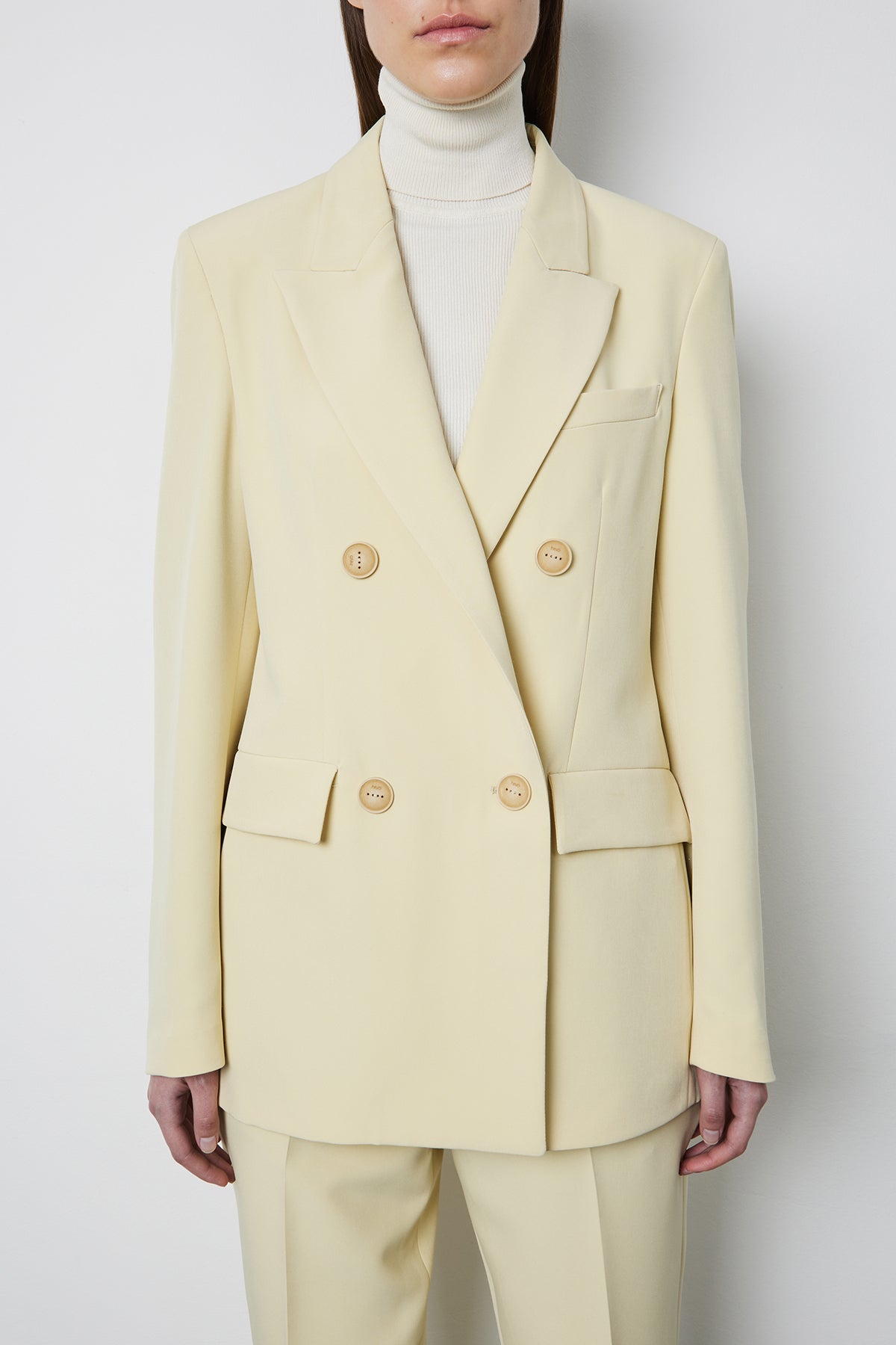 giallo pastello