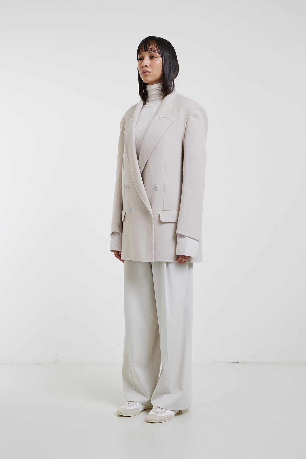 Acayadw Jacket
