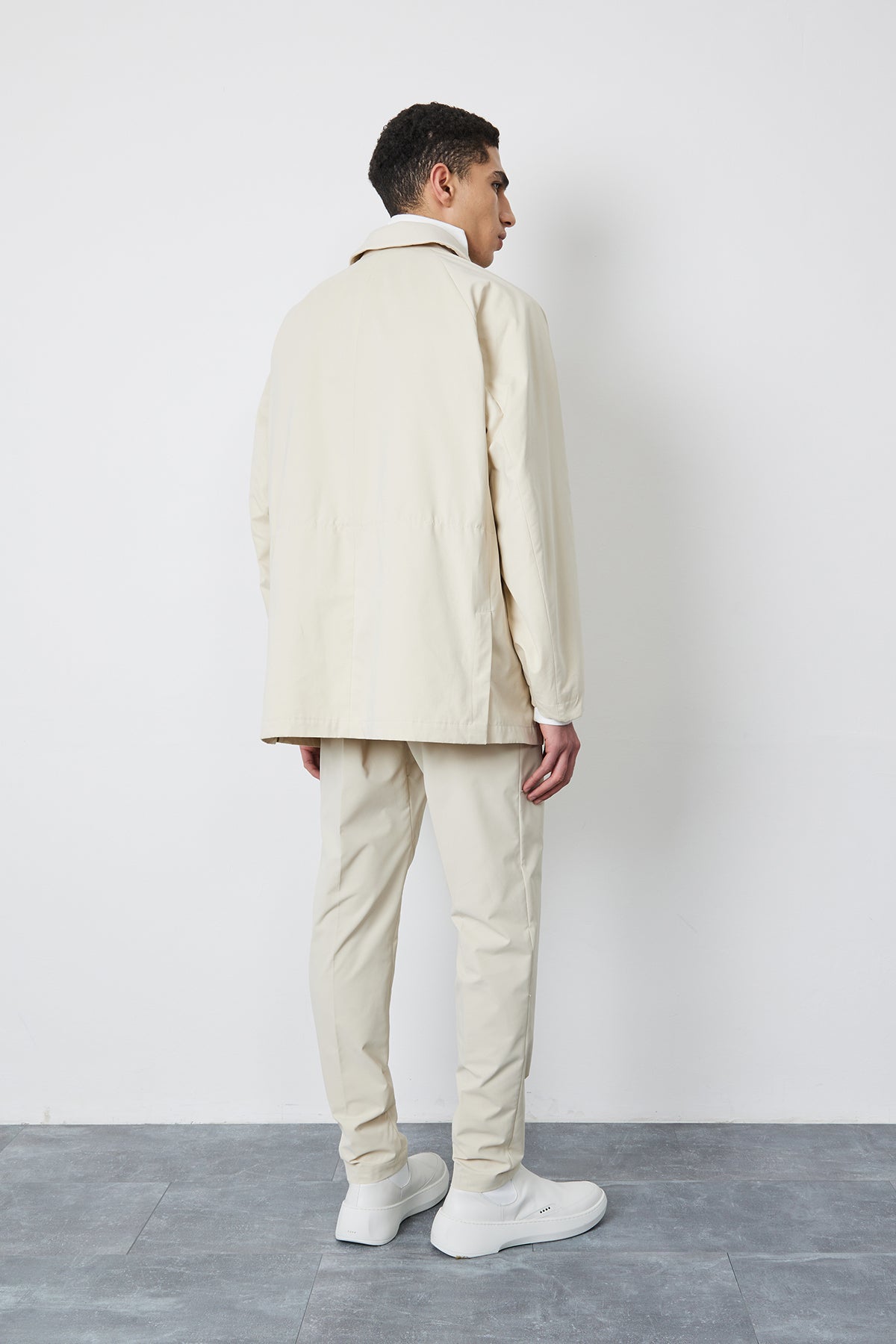 beige