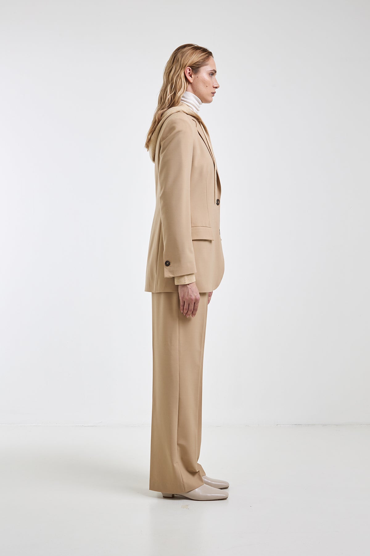 Frigole suit