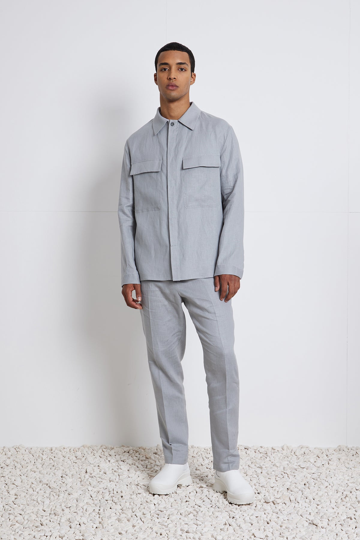 grigio chiaro