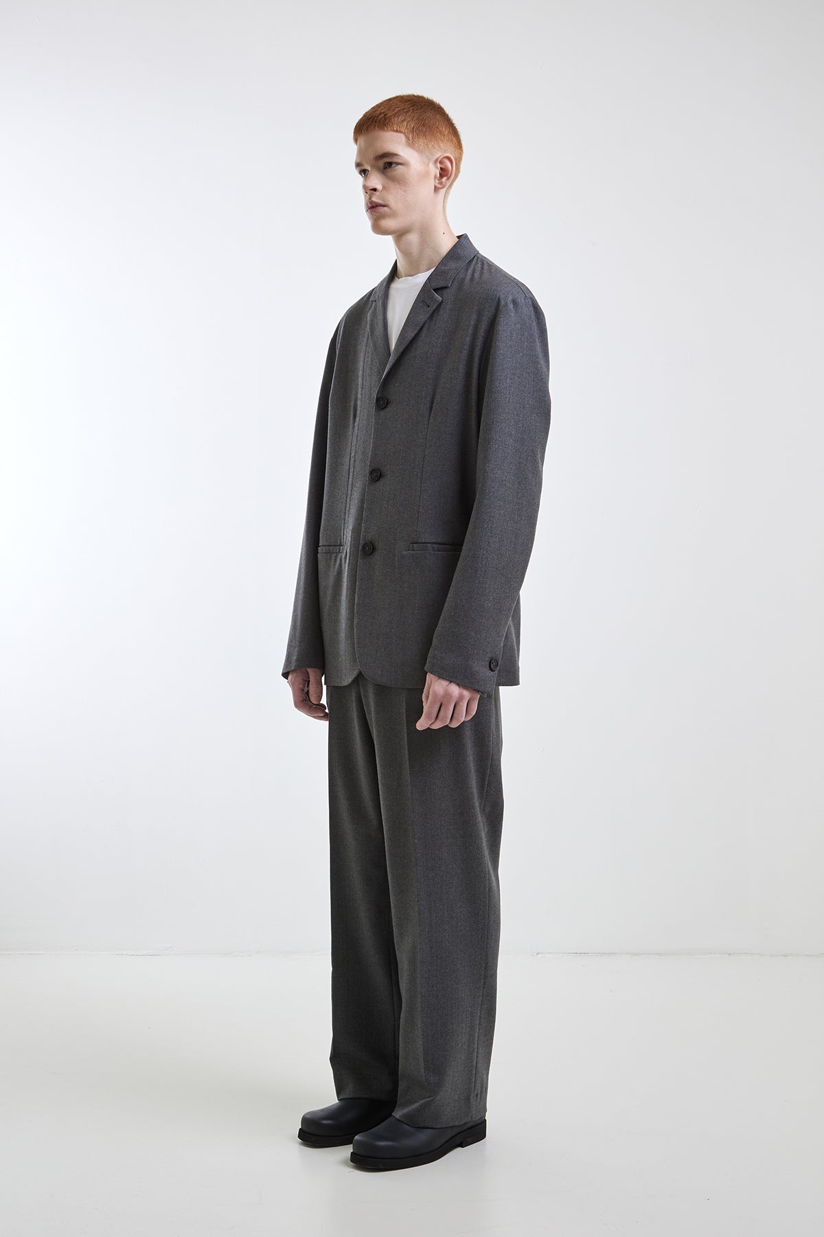 Surano suit