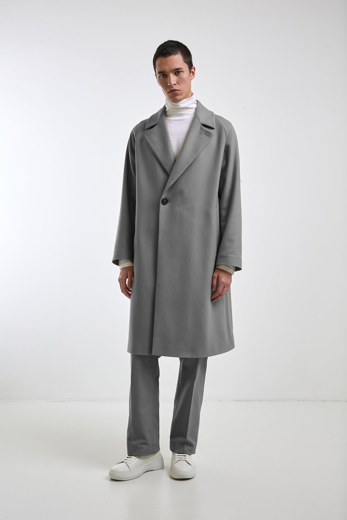 Hevò Official Site - Italian elegance and style for him and her.