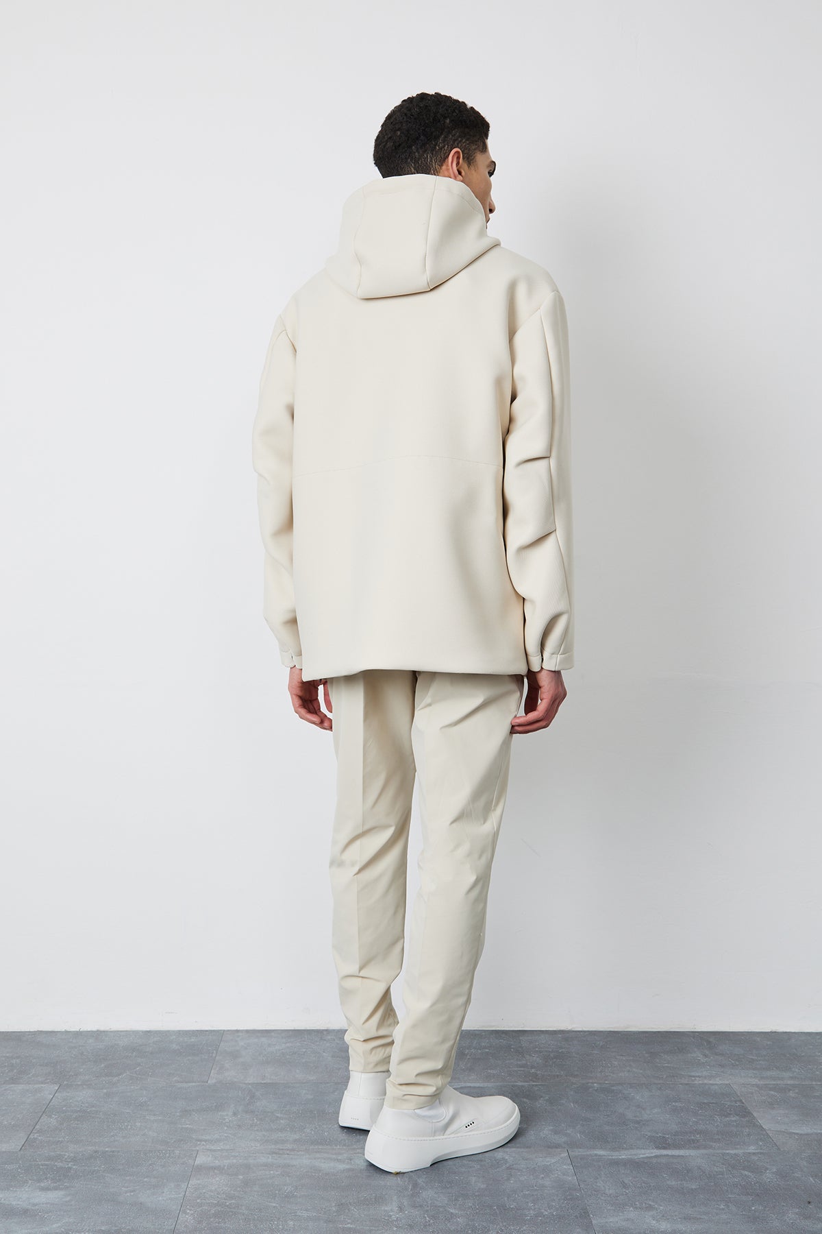 beige